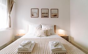Apartament PREMIUM z ruską banią, kominkiem i oranżerią w centrum